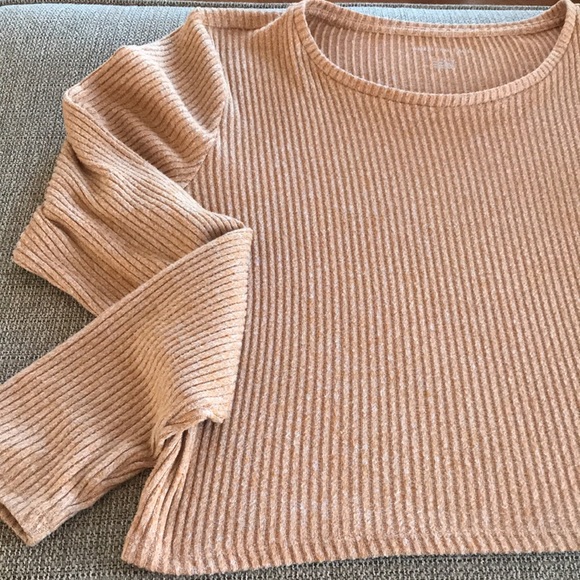 American Eagle Neutral Sweater Sz. X-Large - Picture 2 of 11